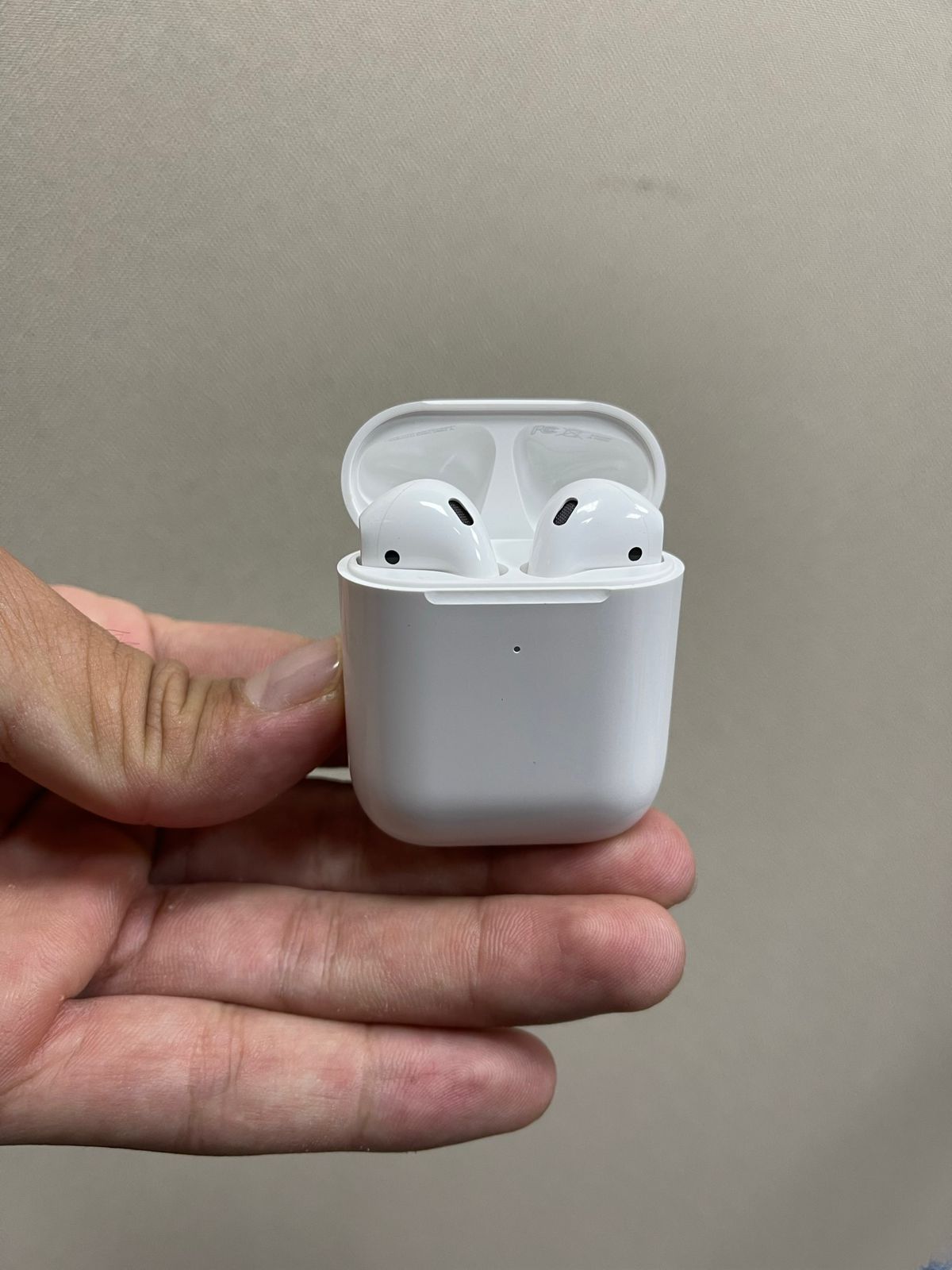 Airpods Series 2